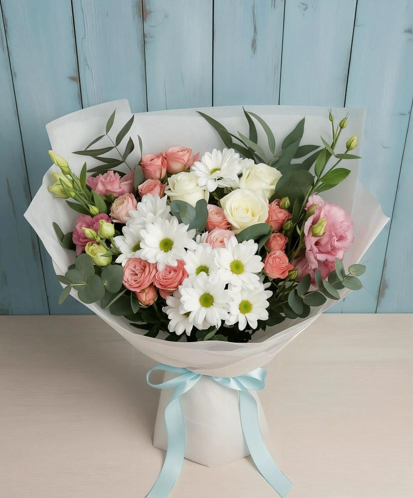 Букет цветов из: Розы, Лизиантусы и Хризантемы в Гаевской