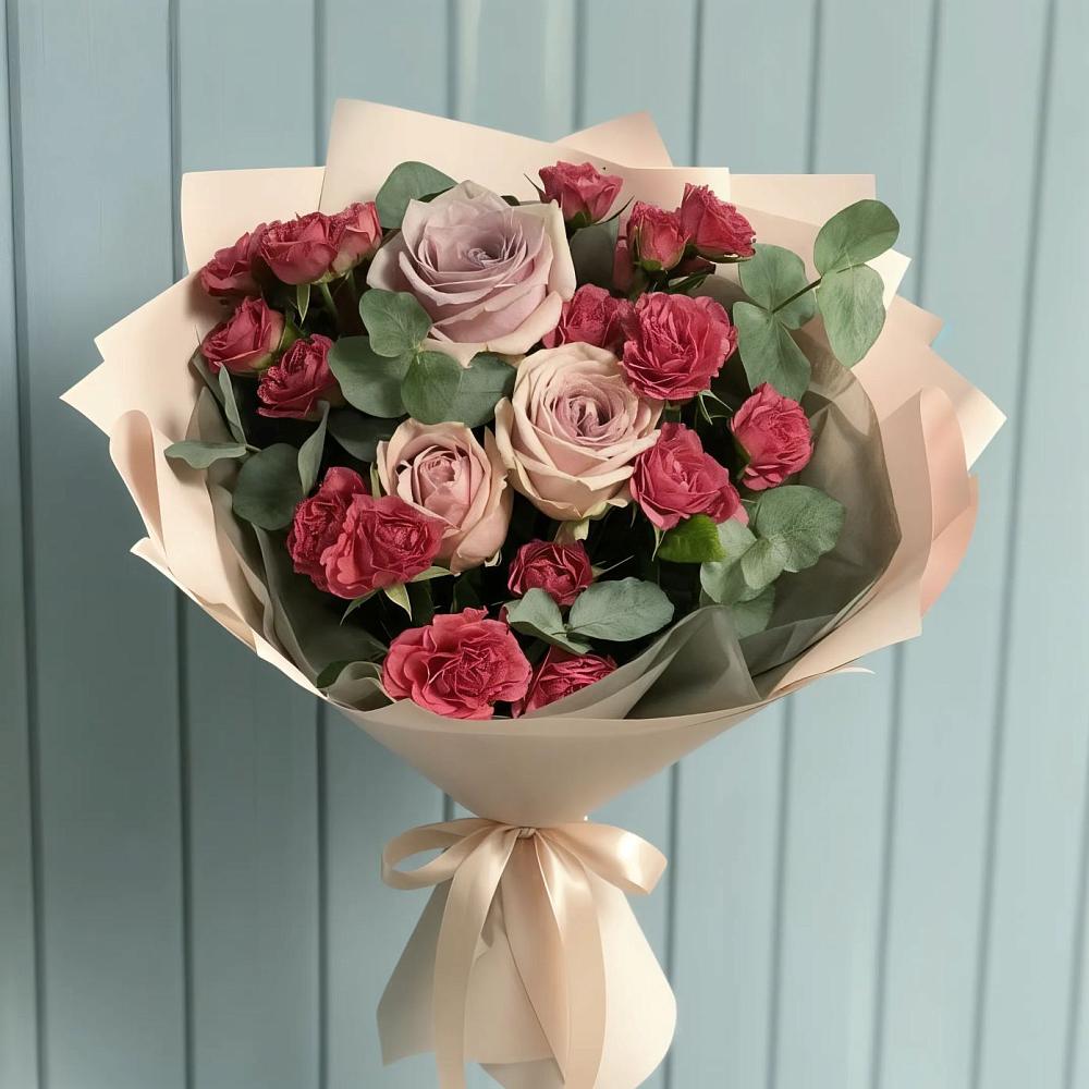 Букет цветов из: Гвоздики и Розы в Гаевской