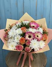 Букет цветов из:  Розы, Герберы и Хризантемы в Гаевской