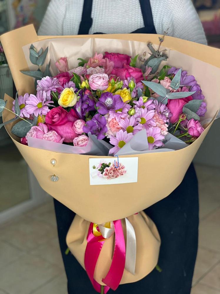 Букет цветов из: Хризантемы, Гвоздики и Альстромерии в Гаевской