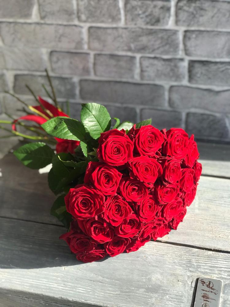 Букет Красные розы Фридом в Гаевской