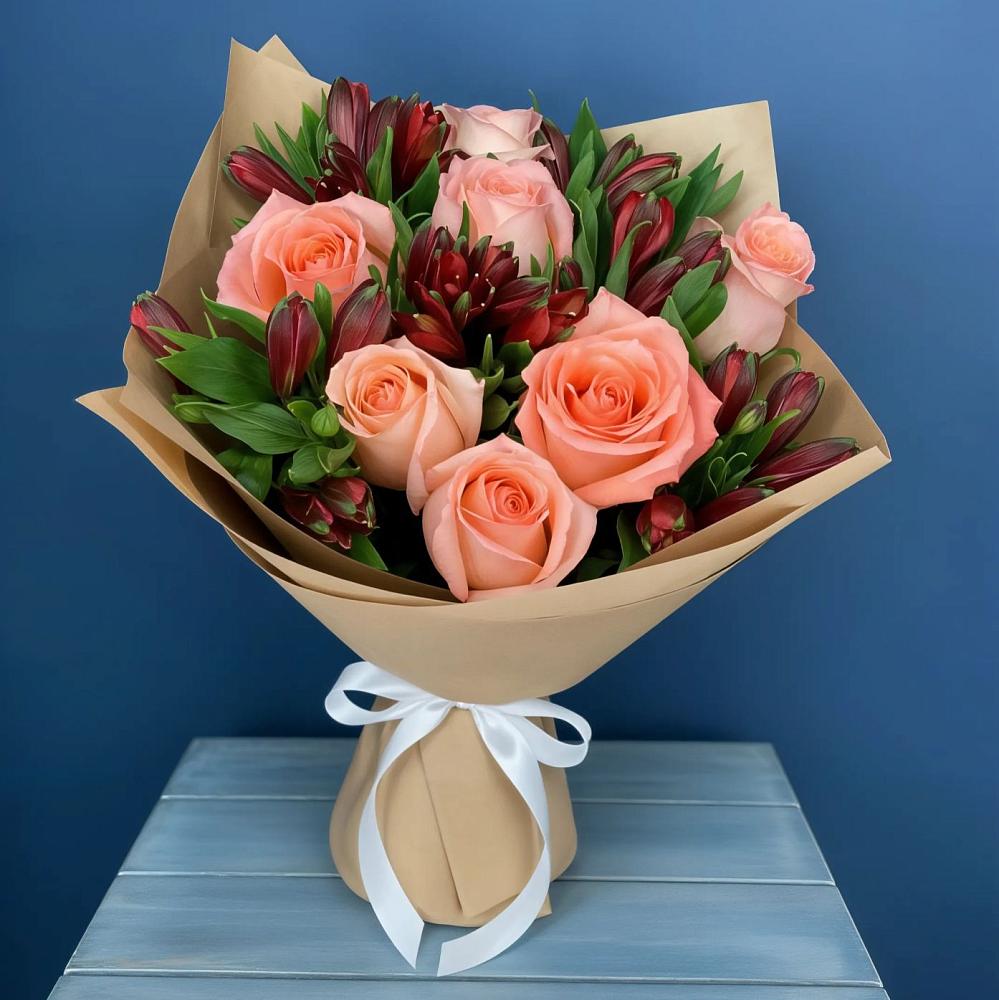 Букет цветов из: Розы и Альстромерии в Гаевской