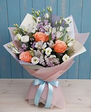 Букет цветов из:  Лизиантусы, Розы, Альстромерии и Гипсофила #REPLACE_PRED# Гаевской