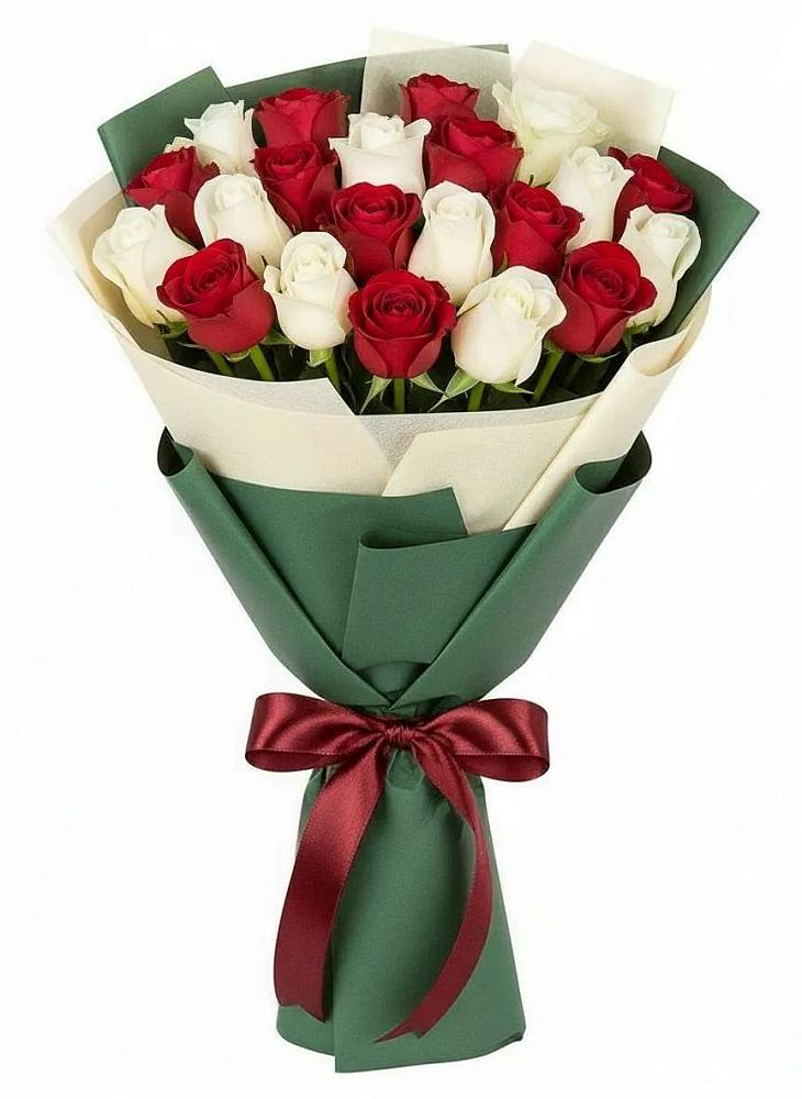 Букет Микс из красных и белых роз в Гаевской