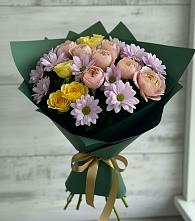 Букет цветов из:  Хризантемы и Розы в Гаевской