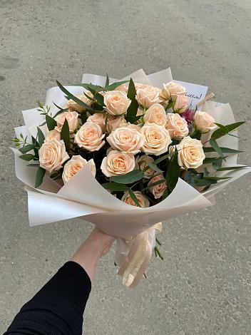 Букет Кремовые розы Латте в Гаевской