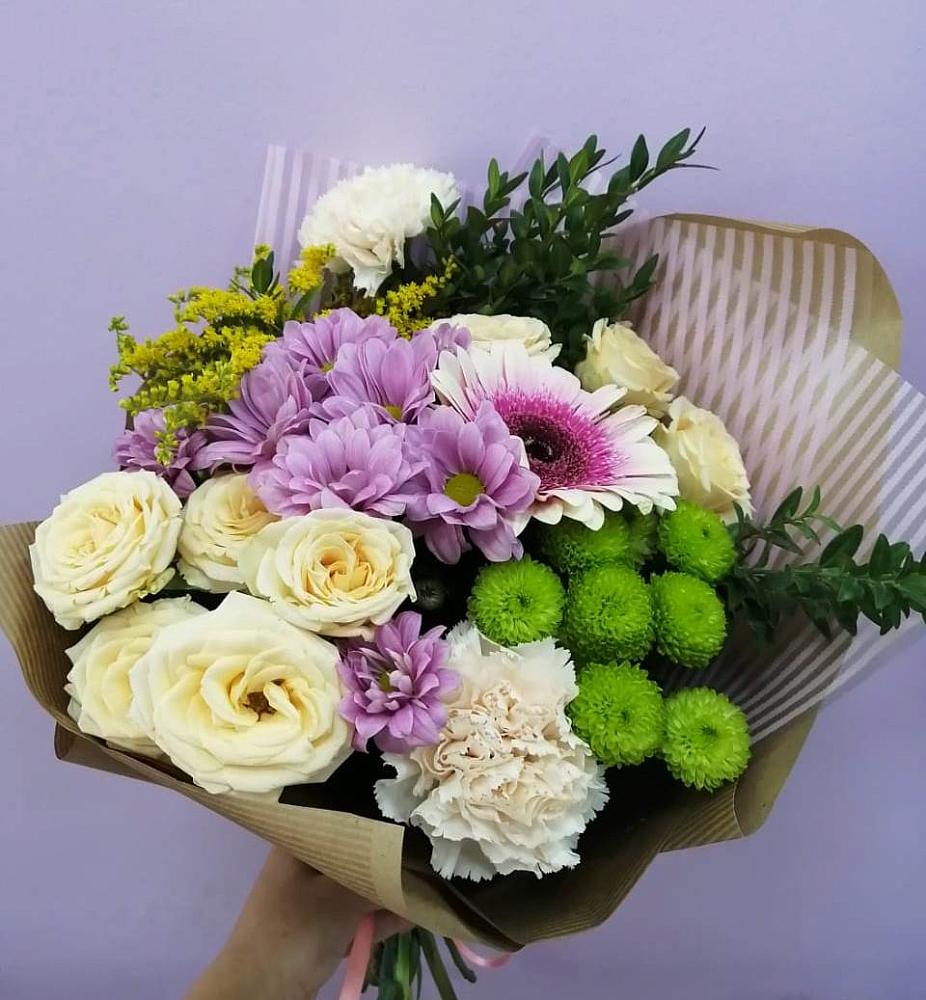 Букет цветов из: Хризантемы, Розы, Гвоздики и Герберы в Гаевской